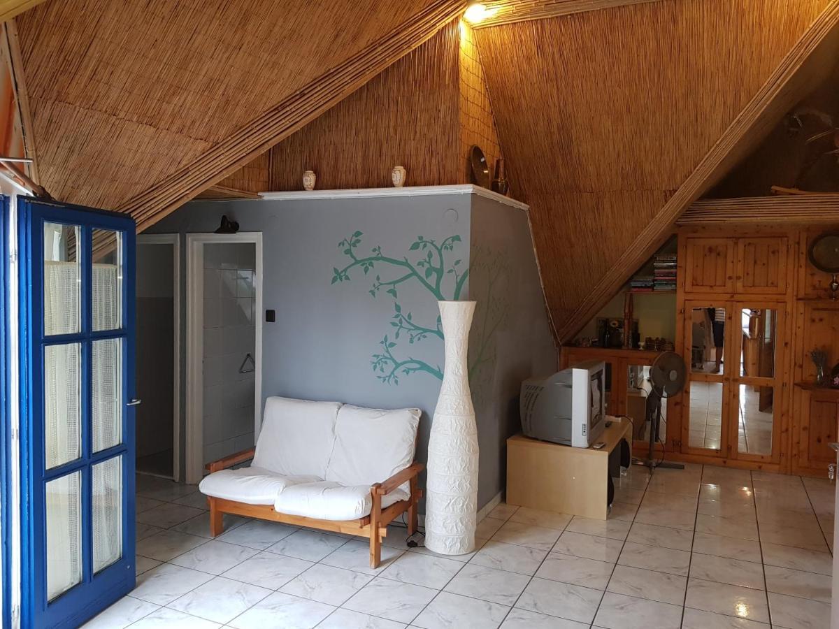 Aron Apartman Badacsonytomaj Exterior photo